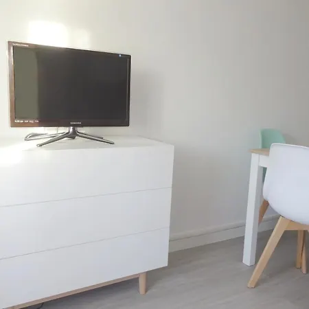 Le Cordelia - T2 - Vue Jardin Et Piscine - Proche Du Port - Parking Prive Apartamento *